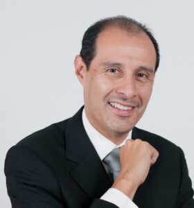 Picture of Por Teodoro Rentería Villa.